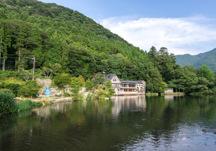 ทะเลสาบคินริน (Lake Kinrin)