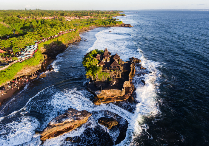 วัดทานาล็อต TANAH LOT TEMPLE2023