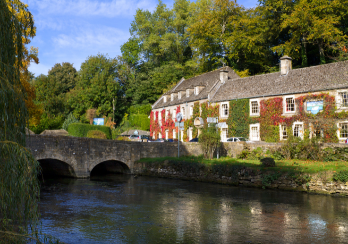 หมู่บ้านไบบุรี่ Bibury Village(2023)